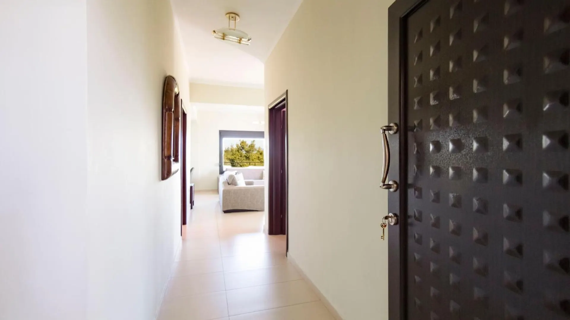The House Next To The Canal ! Nea Moudania Apartment
